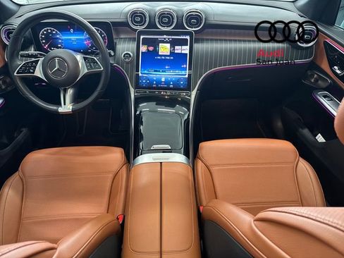 Used 2023 Mercedes-Benz GLC 300 4MATIC image 25