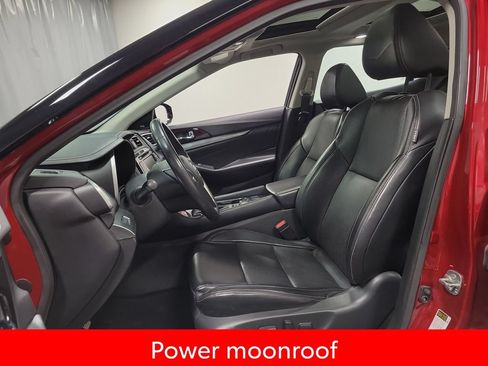 Used 2023 Nissan Maxima SL FWD image 13
