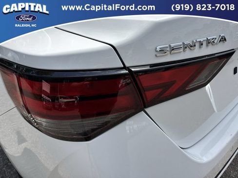 Used 2024 Nissan Sentra SV FWD image 14