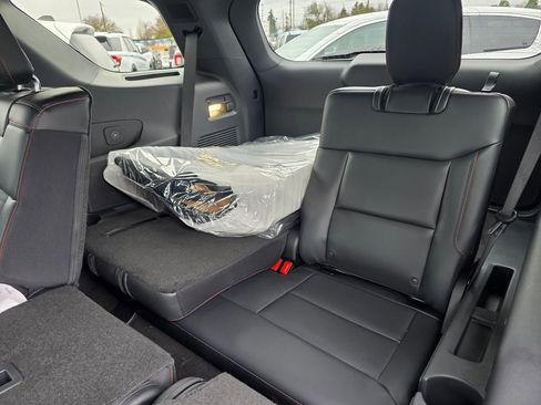 New 2026 Ford Explorer ST-Line w/ ST-Line Street Pack image 18