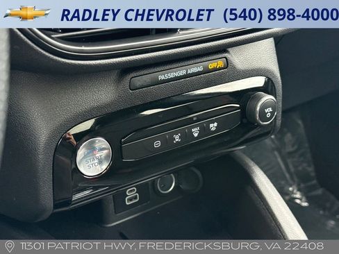 Used 2025 Ford Escape ST-Line w/ Equipment Group 301A FWD image 10