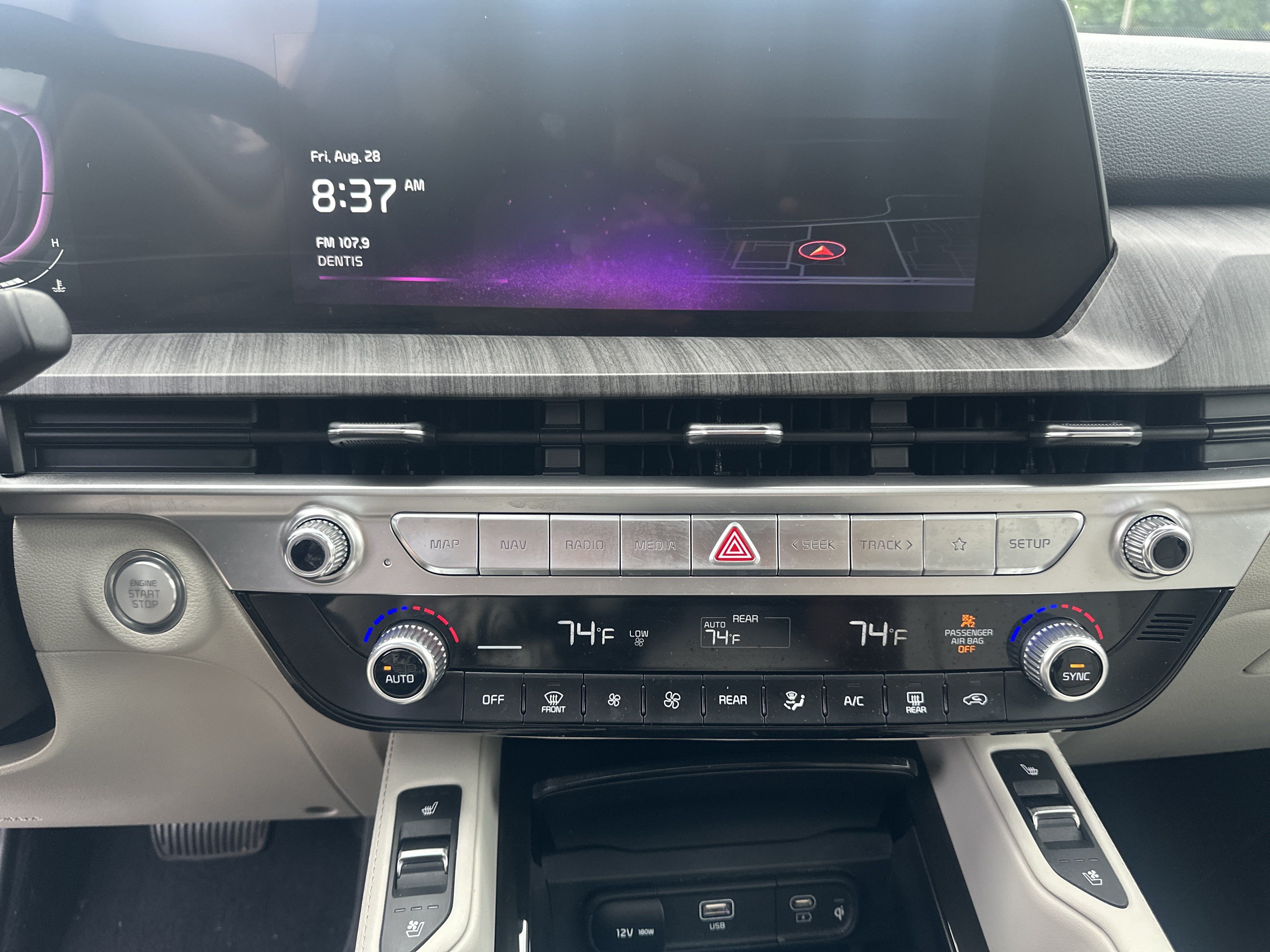 Used 2024 Kia Telluride EX FWD image 28