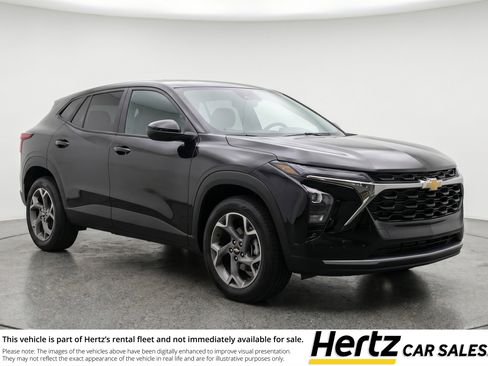 Used 2025 Chevrolet Trax LT w/ LT Convenience Package FWD image 1