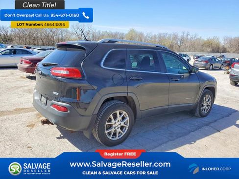 Used 2015 Jeep Cherokee Latitude w/ Cold Weather Group image 4