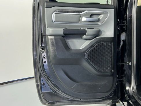 Used 2019 RAM 1500 Big Horn AWD/4WD image 14
