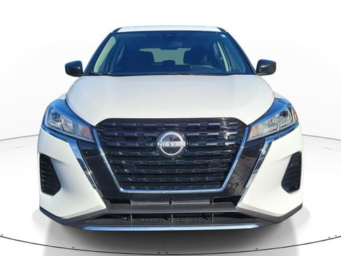 Certified 2024 Nissan Kicks S FWD image 2