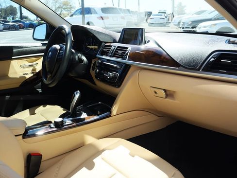 Used 2017 BMW 320i Sedan image 35