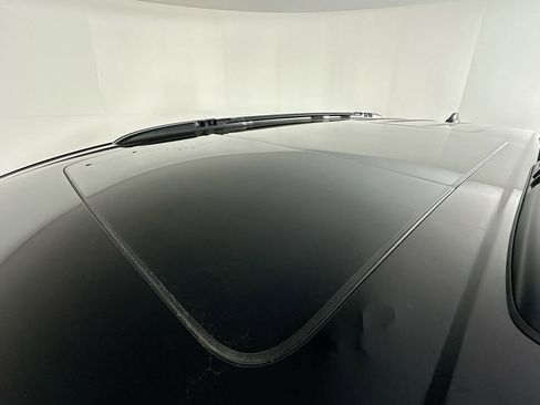 New 2026 Chrysler Pacifica Limited w/ S Appearance Package image 29