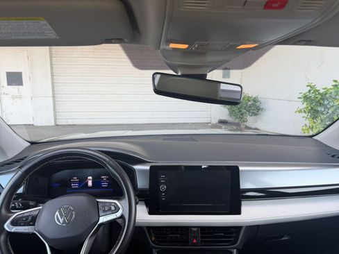 Used 2025 Volkswagen Taos S image 33