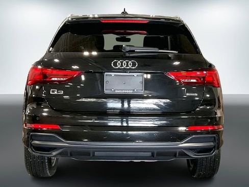 Certified 2022 Audi Q3 2.0T Premium w/ Convenience Package image 4