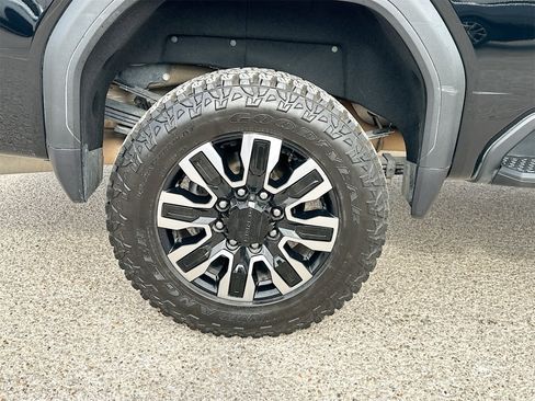 Used 2024 GMC Sierra 3500 Denali Ultimate image 13