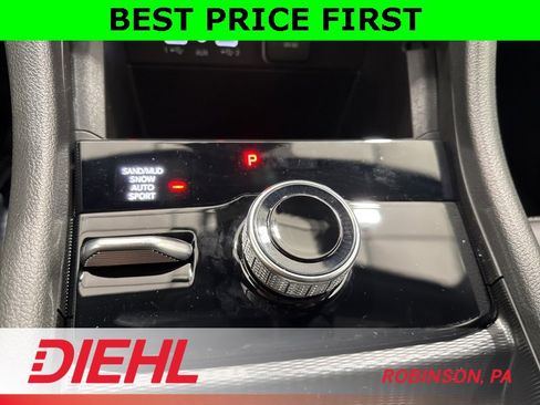 New 2025 Jeep Grand Cherokee Limited w/ Black Appearance Package image 33