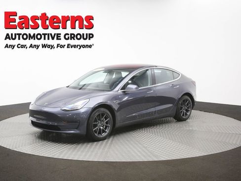 Used 2018 Tesla Model 3 Long Range RWD image 51