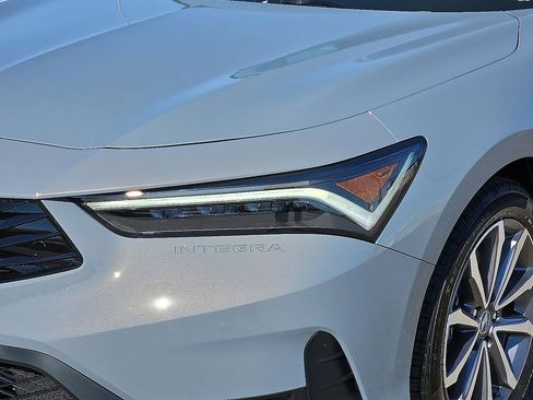 New 2026 Acura Integra image 8