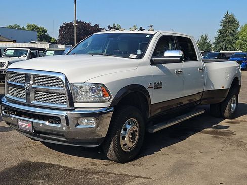 Used 2017 RAM 3500 Laramie AWD/4WD image 3