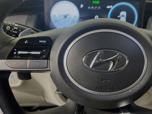 Used 2024 Hyundai Tucson Limited image 19