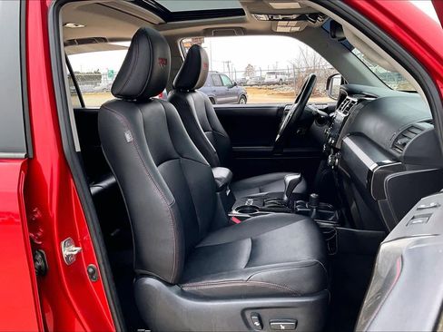 Used 2023 Toyota 4Runner TRD Off-Road Premium w/ Moonroof Package image 9