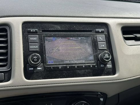 Used 2017 Honda HR-V LX image 25