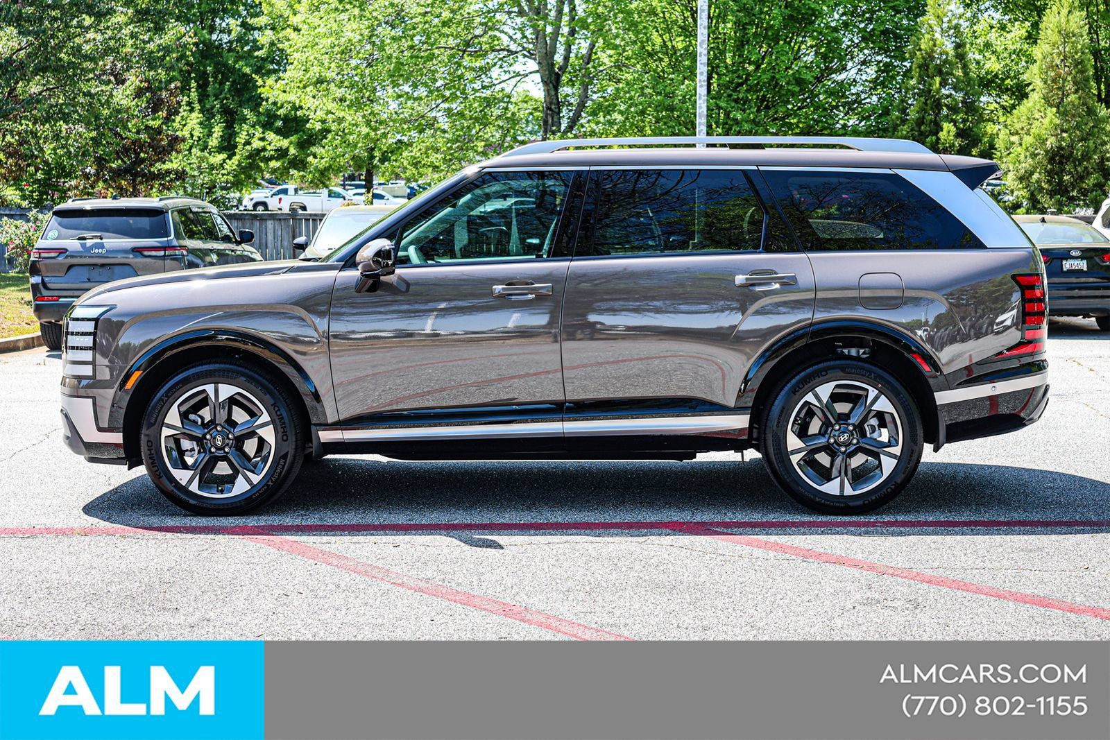 Used 2026 Hyundai Palisade Limited FWD image 9