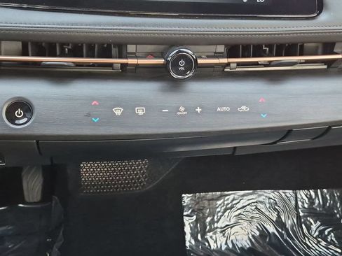 Used 2024 Nissan Ariya AWD image 26
