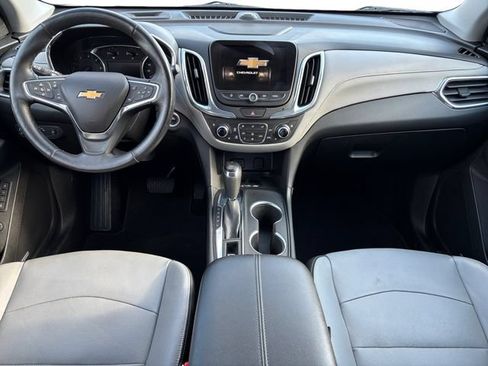Used 2018 Chevrolet Equinox Premier AWD/4WD image 17