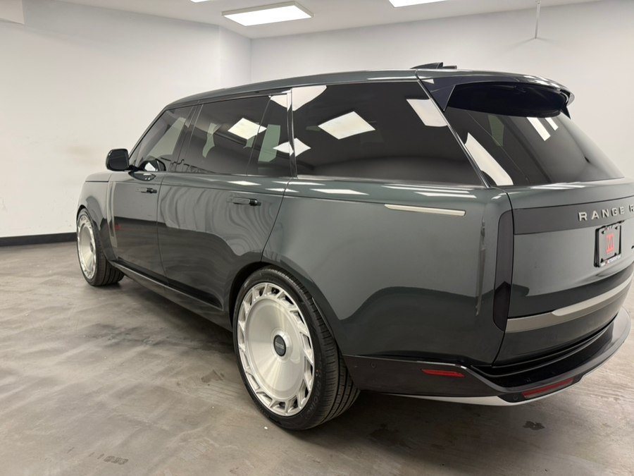 Used 2023 Land Rover Range Rover Long Wheelbase SE AWD/4WD image 25