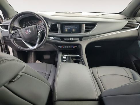 Used 2024 Buick Enclave Premium AWD/4WD image 10