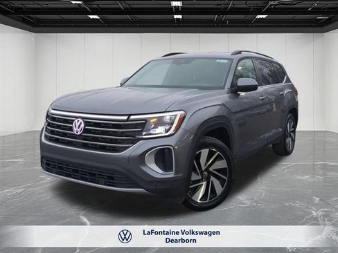 Certified 2025 Volkswagen Atlas SE FWD image 1