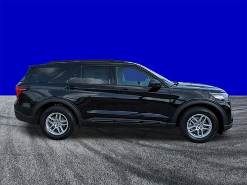 New 2026 Ford Explorer Active w/ Active Comfort Package RWD image 3