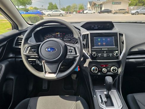 Used 2023 Subaru Crosstrek 2.0i AWD/4WD image 2