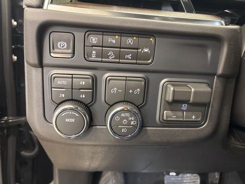 New 2026 Chevrolet Suburban High Country w/ Sun And Tow Package image 37