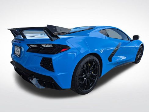 Used 2023 Chevrolet Corvette Stingray Preferred Cpe w/ Z51 Performance Package RWD image 5
