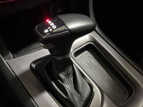 Used 2023 Dodge Charger R/T w/ Plus Group RWD image 17