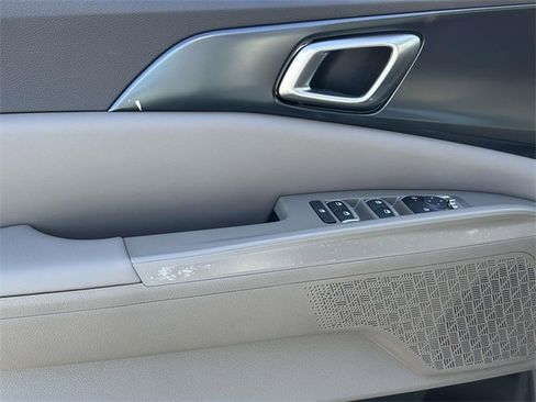 New 2026 Kia Carnival LXS image 26