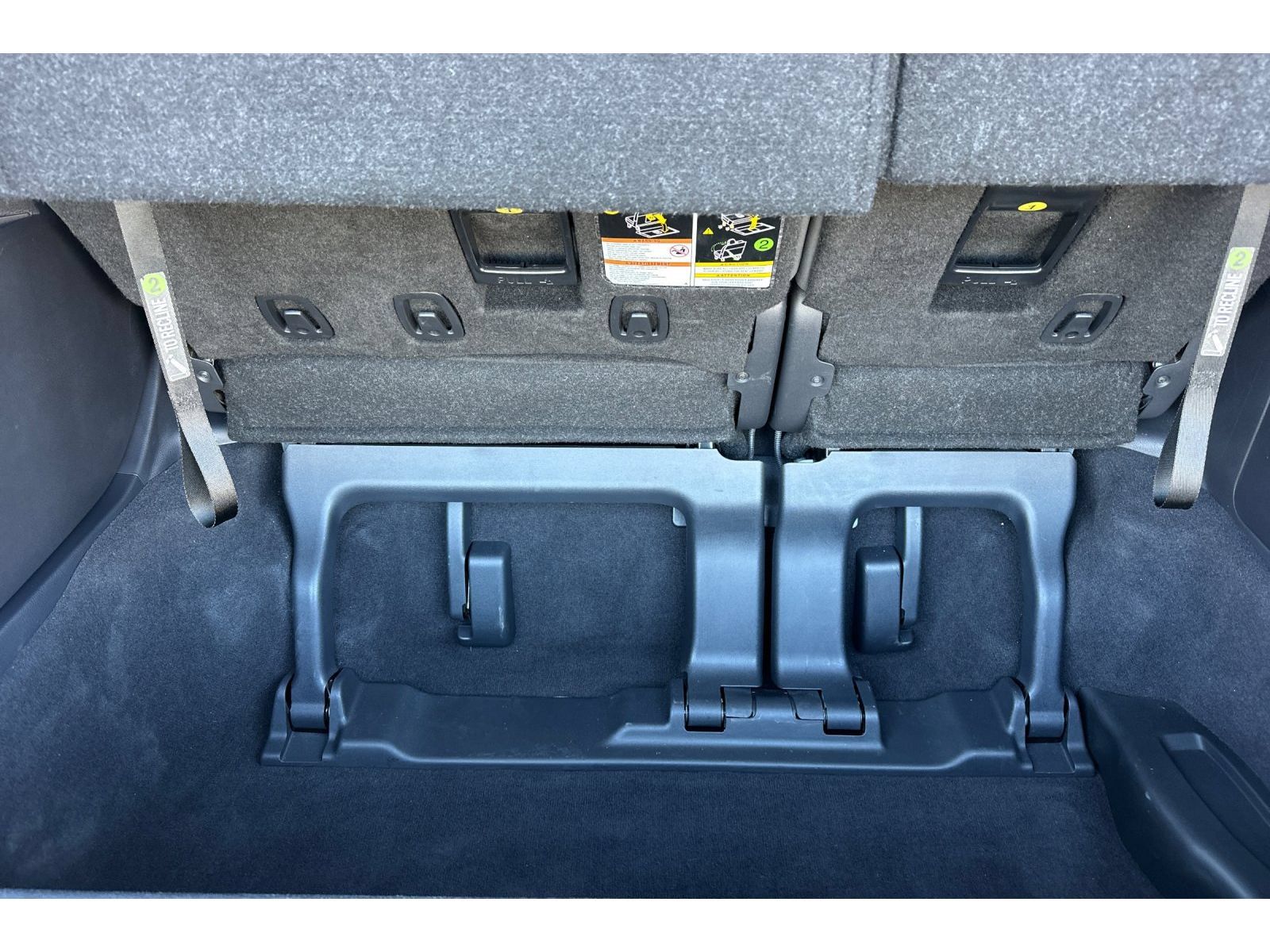 Used 2025 Toyota Sienna XSE w/ XSE Premium Package AWD/4WD image 19
