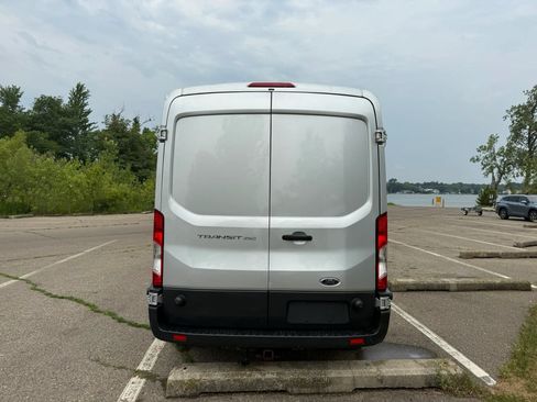Used 2015 Ford Transit 250 148 Medium Roof w/ Interior Upgrade Package RWD image 6