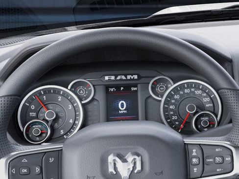 New 2026 RAM 3500 Big Horn AWD/4WD image 32