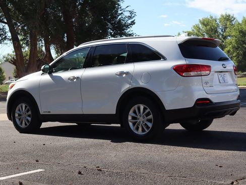 Used 2016 Kia Sorento LX AWD/4WD image 7