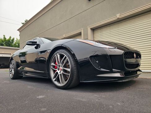 Used 2016 Jaguar F-TYPE R AWD/4WD image 3