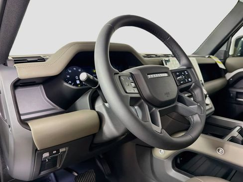 New 2026 Land Rover Defender 110 S AWD/4WD image 9