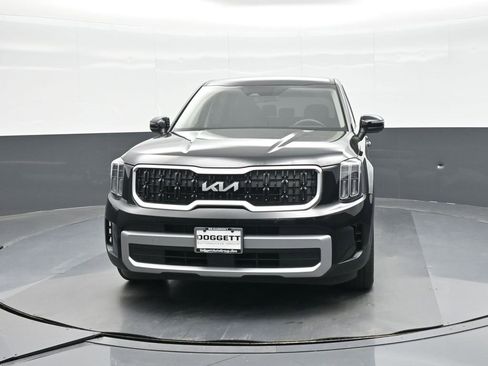 Used 2023 Kia Telluride LX image 20