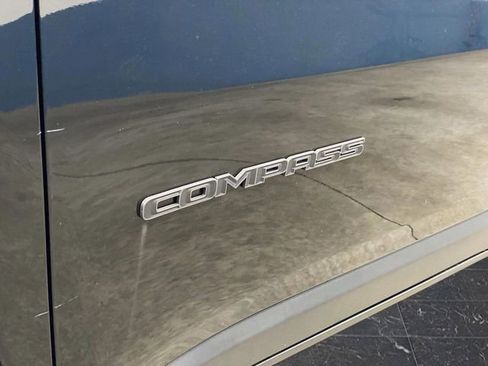 New 2026 Jeep Compass Latitude image 37