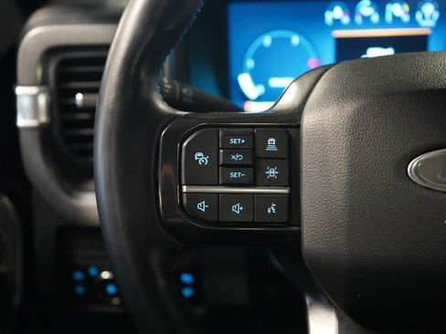 Certified 2025 Ford F250 Platinum AWD/4WD image 11