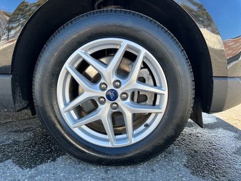 Certified 2022 Ford Edge SEL w/ Convenience Package image 13