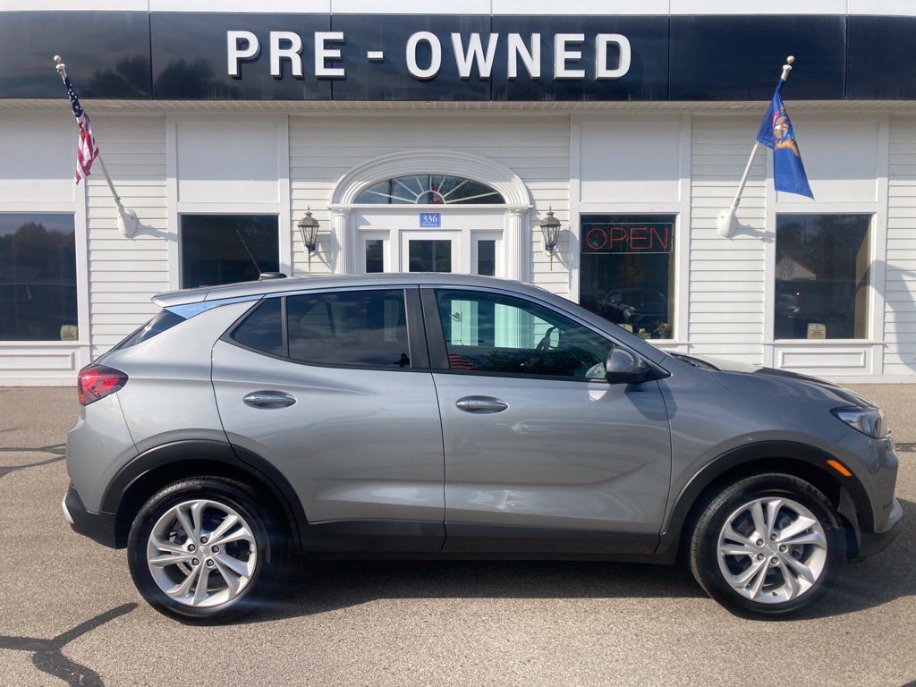 Certified 2023 Buick Encore GX Preferred w/ Cold Weather Comfort Package AWD/4WD image 4