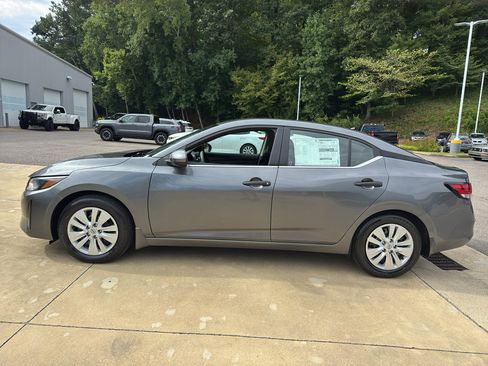 New 2025 Nissan Sentra S image 7