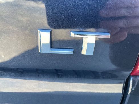 Used 2023 Chevrolet Silverado 1500 LT AWD/4WD image 8
