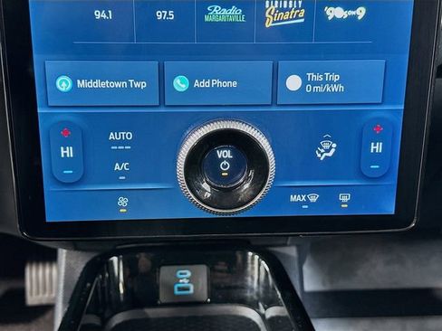 Certified 2022 Ford Mustang Mach-E Select image 23