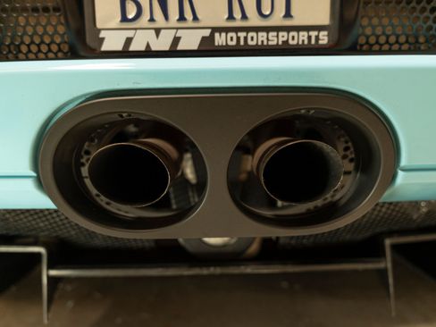 Used 2006 Ford GT RWD image 31