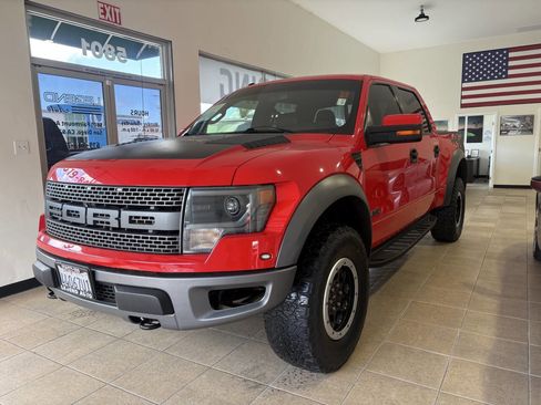 Used 2014 Ford F150 Raptor w/ Equipment Group 801A Luxury image 5